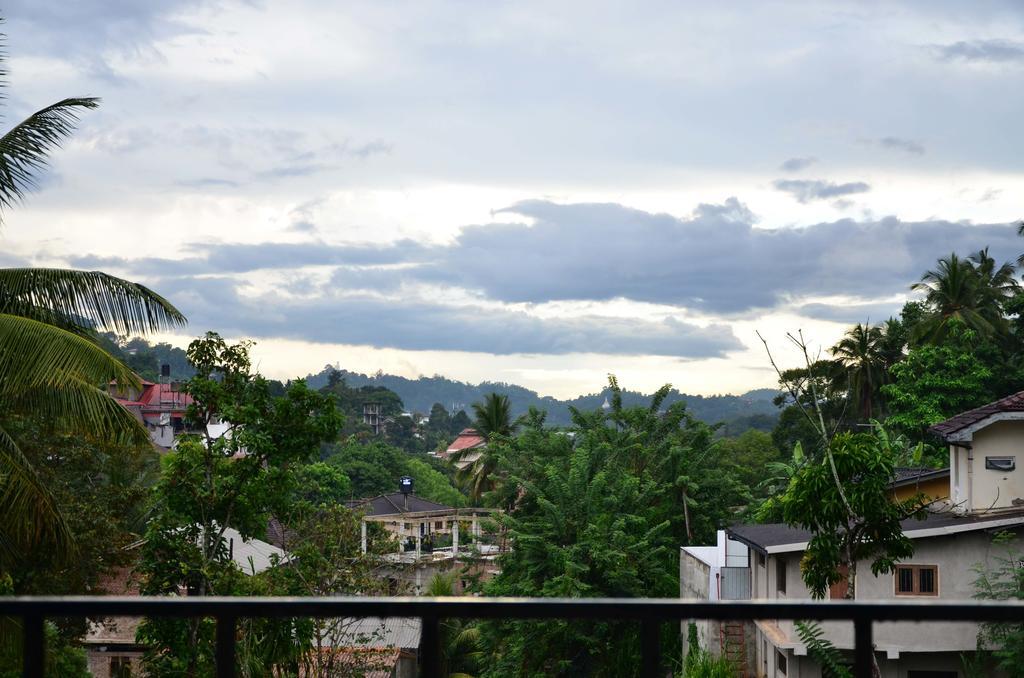 Kandy Backpackers Hostel Exterior foto